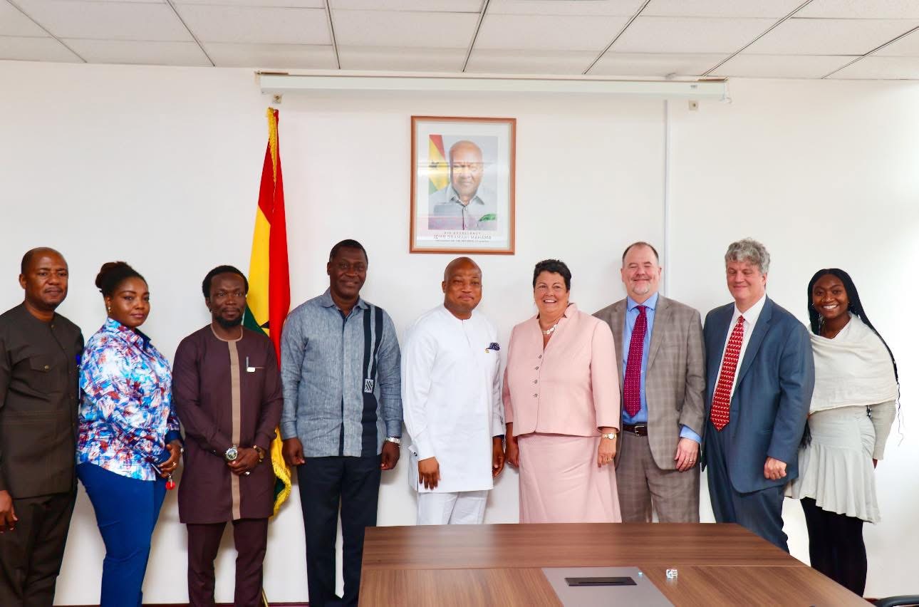 U.S. Ambassador Virginia Palmer pays courtesy call on Ghana’s minister foreign affairs