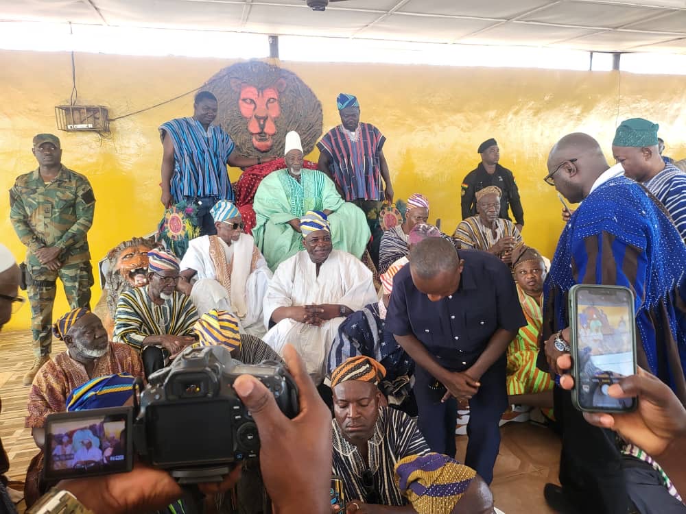 Roads Minister pays courtesy call on Yaa-Naa, pledges to prioritize Northern Roads