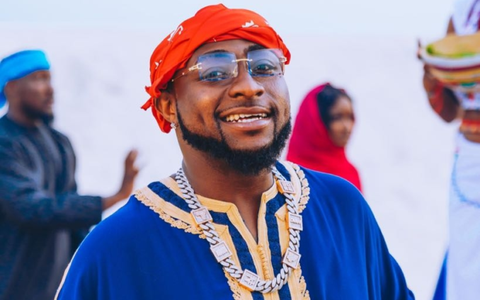 Nigerian superstar Davido promises not to cheat again