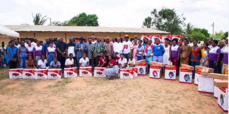 Massive crowd receives Minority Leader at Tsiame