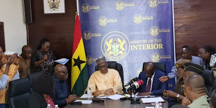 Interior and Education Ministries sign MoU to boost school supplies, inmate skills