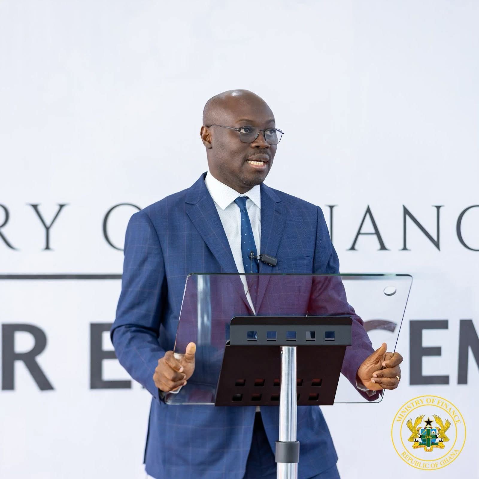 Finance Minister Hosts First Investor Town Hall Since 2021