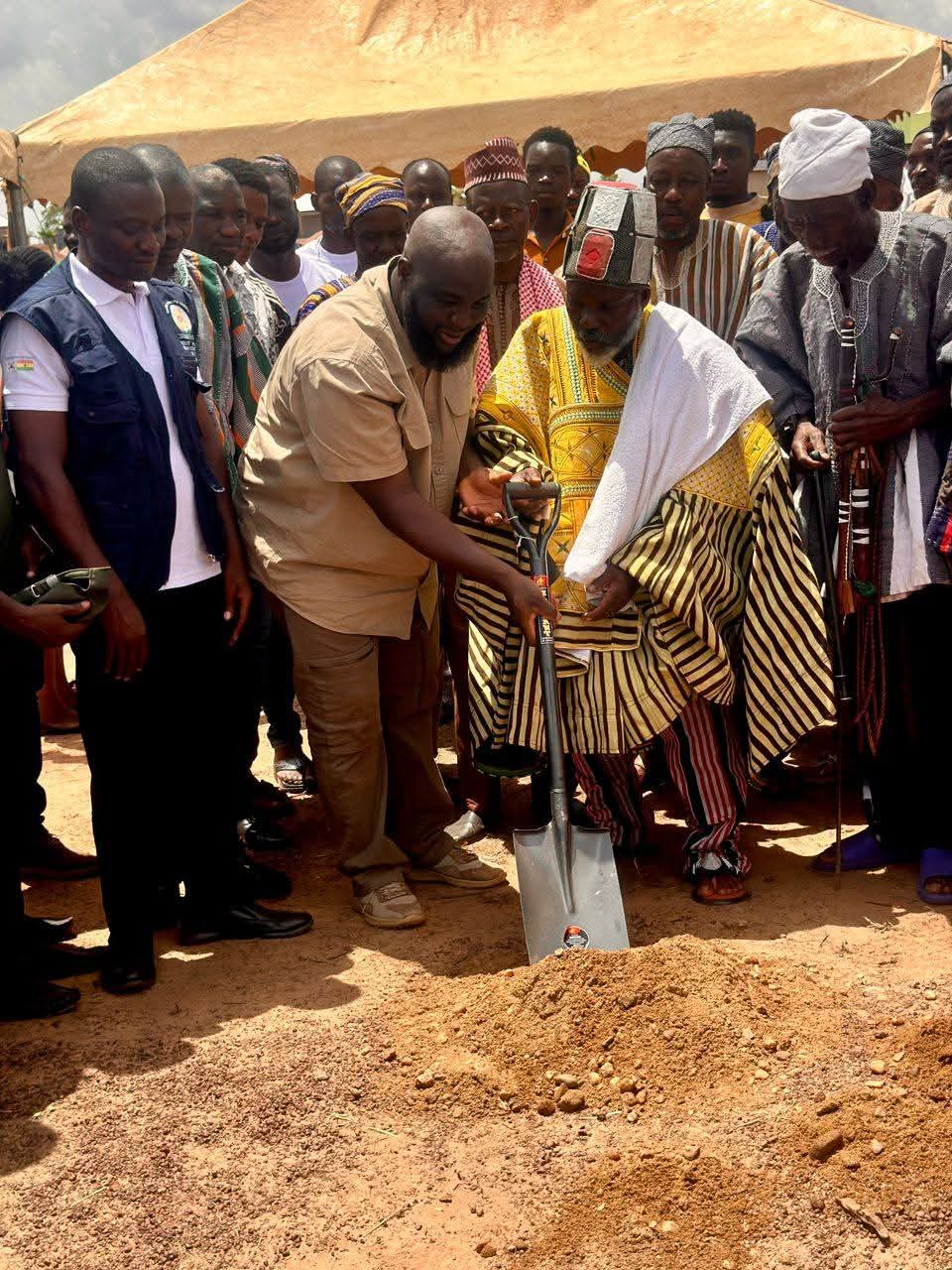 MP for Nalerigu/Gambaga Cuts Sod for New Health Facility at Langbinsi